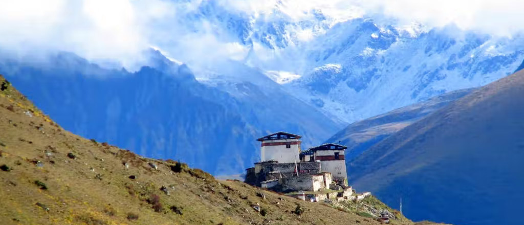 Yugyel dzong